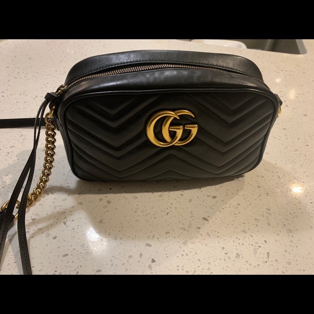 GG Marmont Small Quilted Camera Bag Black.
